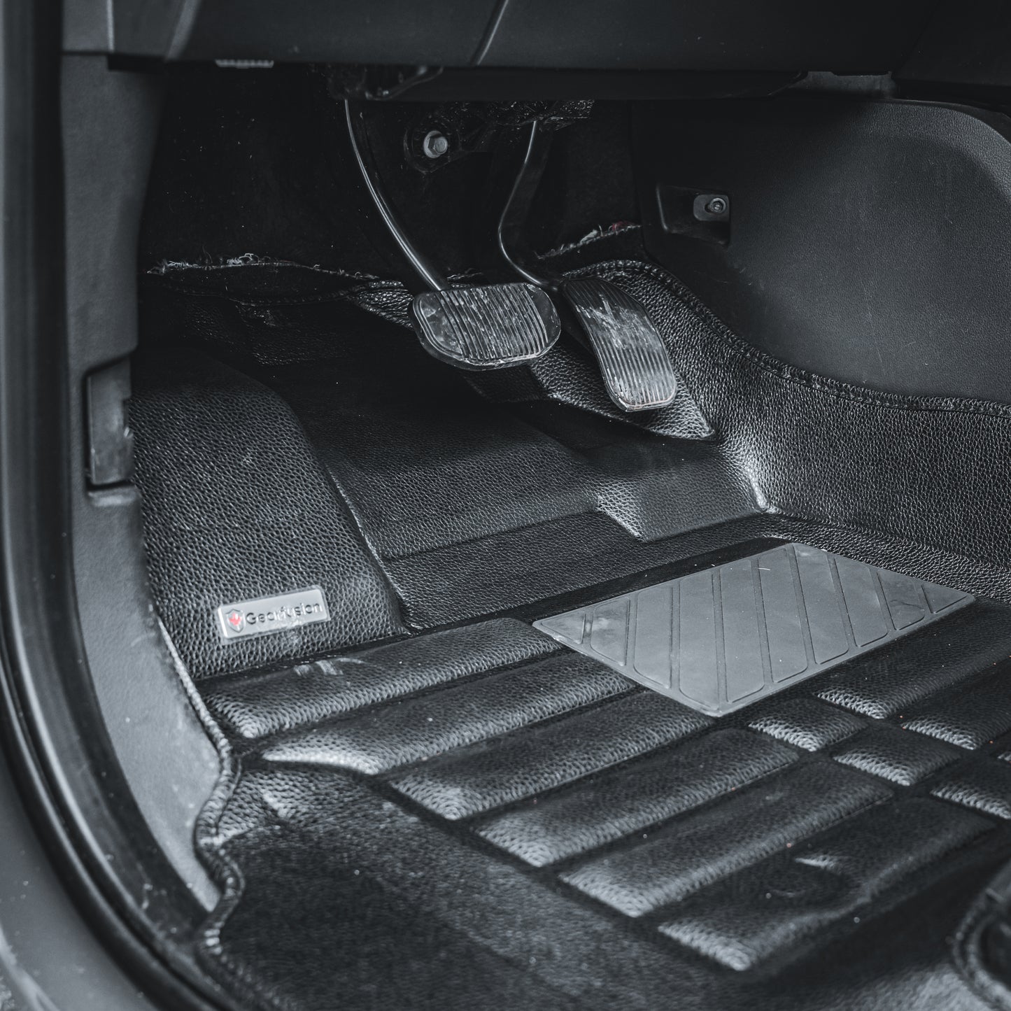 FORD F150 2015-2020 5D FULL COVERAGE MATS