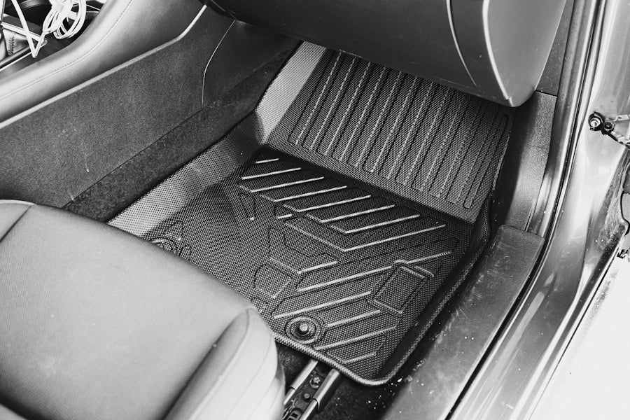 Tapis toutes saisons GearFusion pour modèles Mazda 3 FWD 2019-2024 uniquement